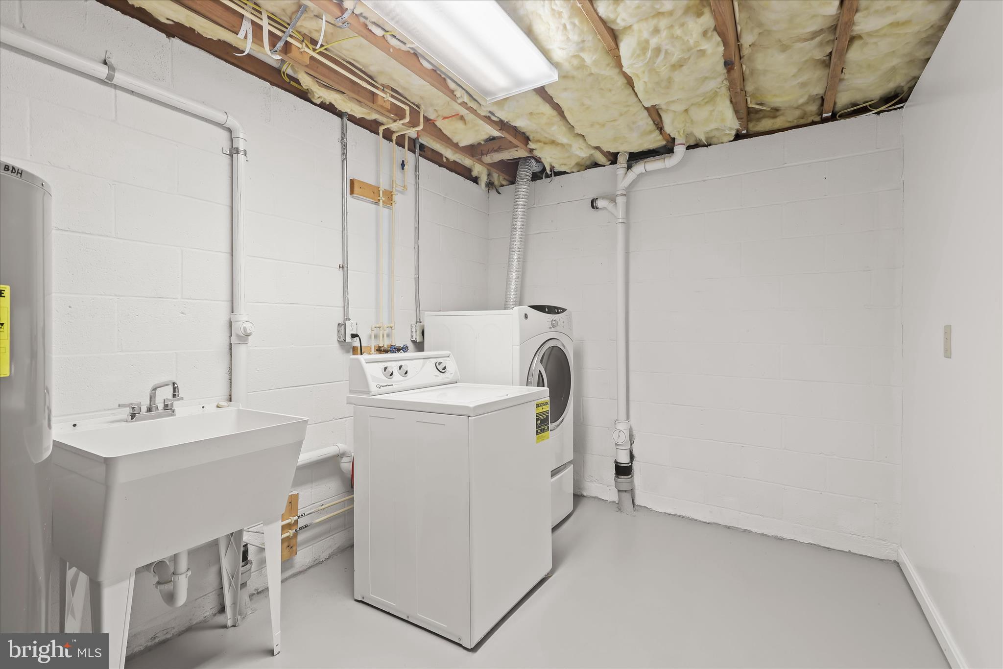 2616 Quebec School Road Middletown, MD 21769 - Photo 45 of 133 Laundry Room