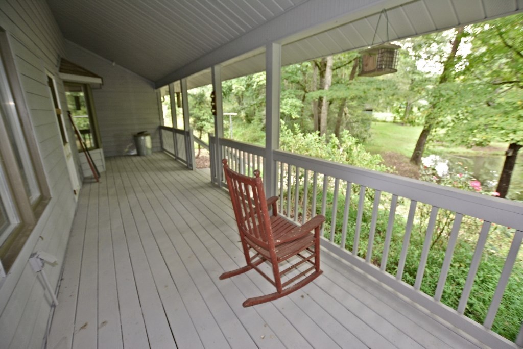 974 Obes Branch Road Sevierville, TN 37876 - Photo 5 of 36