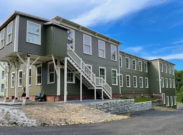 $1,500 | 34 Tremaine Street, Unit 6, Leominster, MA 01453