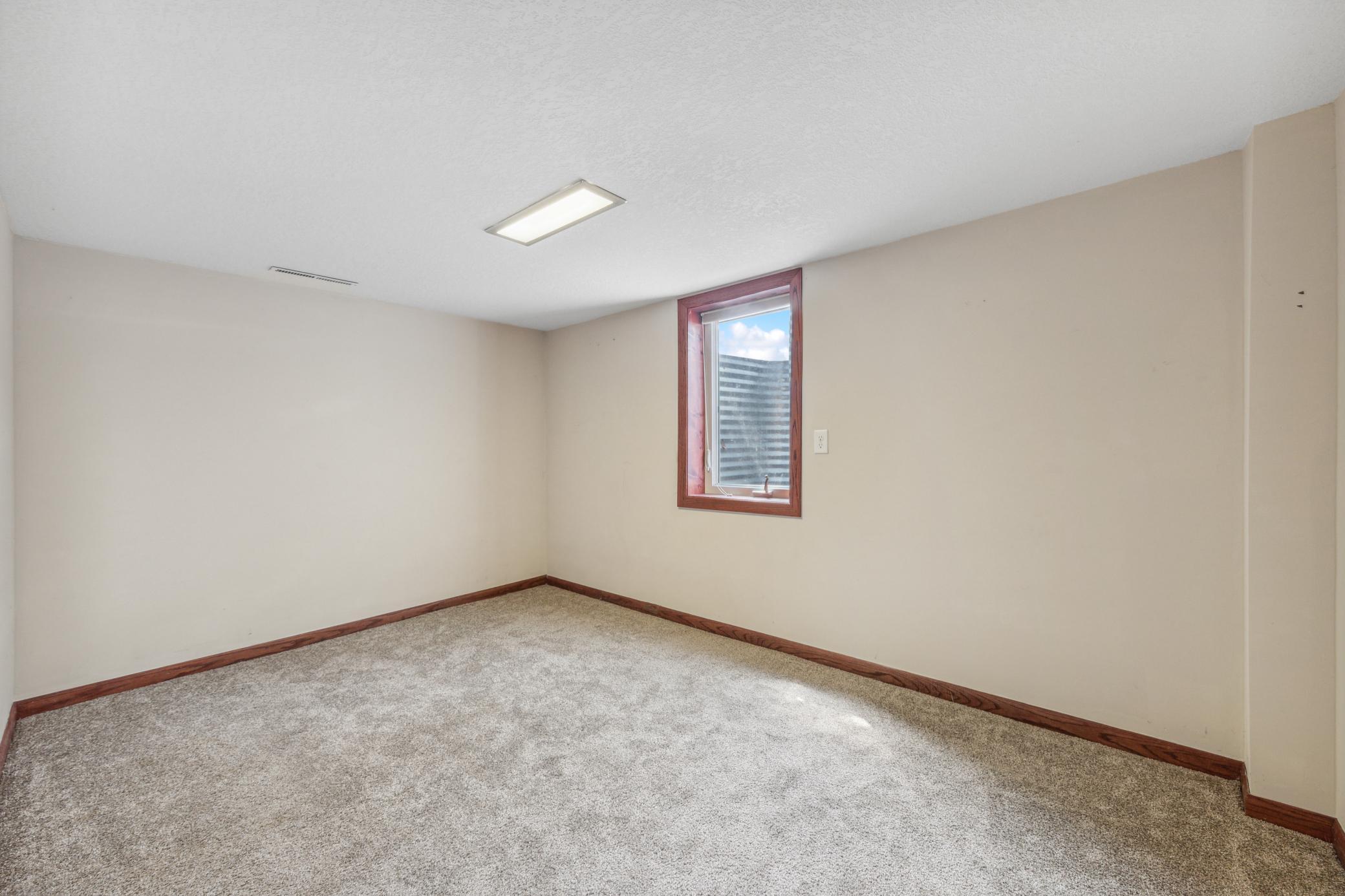 901 18th Avenue Northeast Rochester, MN 55906 - Photo 14 of 22 Gallery Image 14