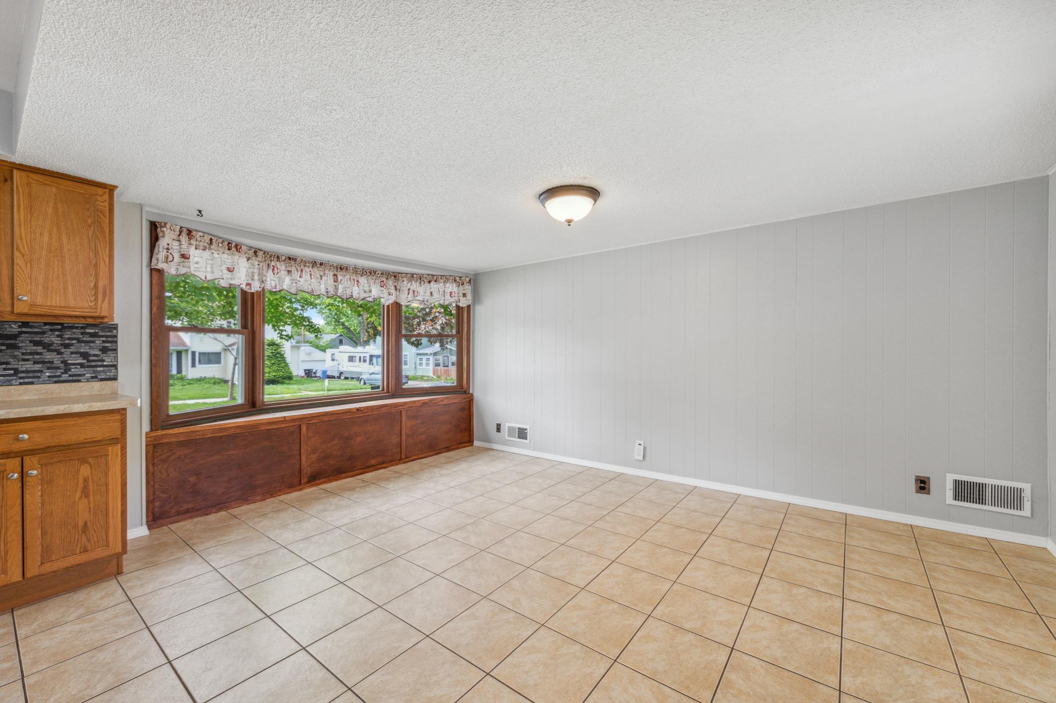 901 18th Avenue Northeast Rochester, MN 55906 - Photo 4 of 22 Gallery Image 4
