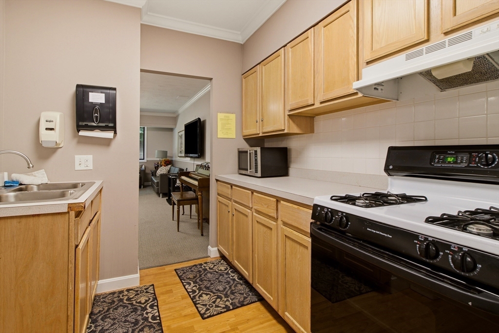1500 Worcester Road, Unit 405 Framingham, MA 01702 - Photo 29 of 31
