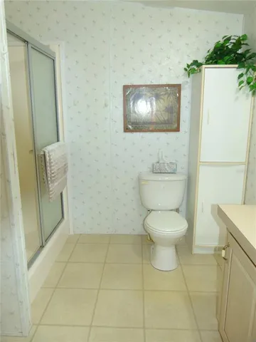a bathroom with a toilet