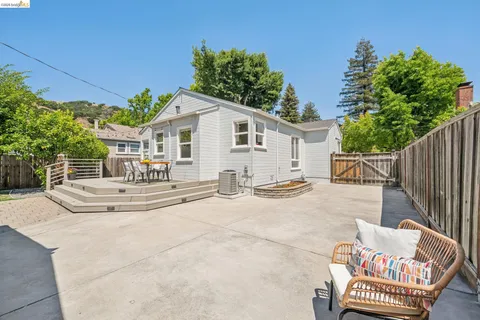$869,000 | 264 Marlow Drive, Oakland, CA 94605