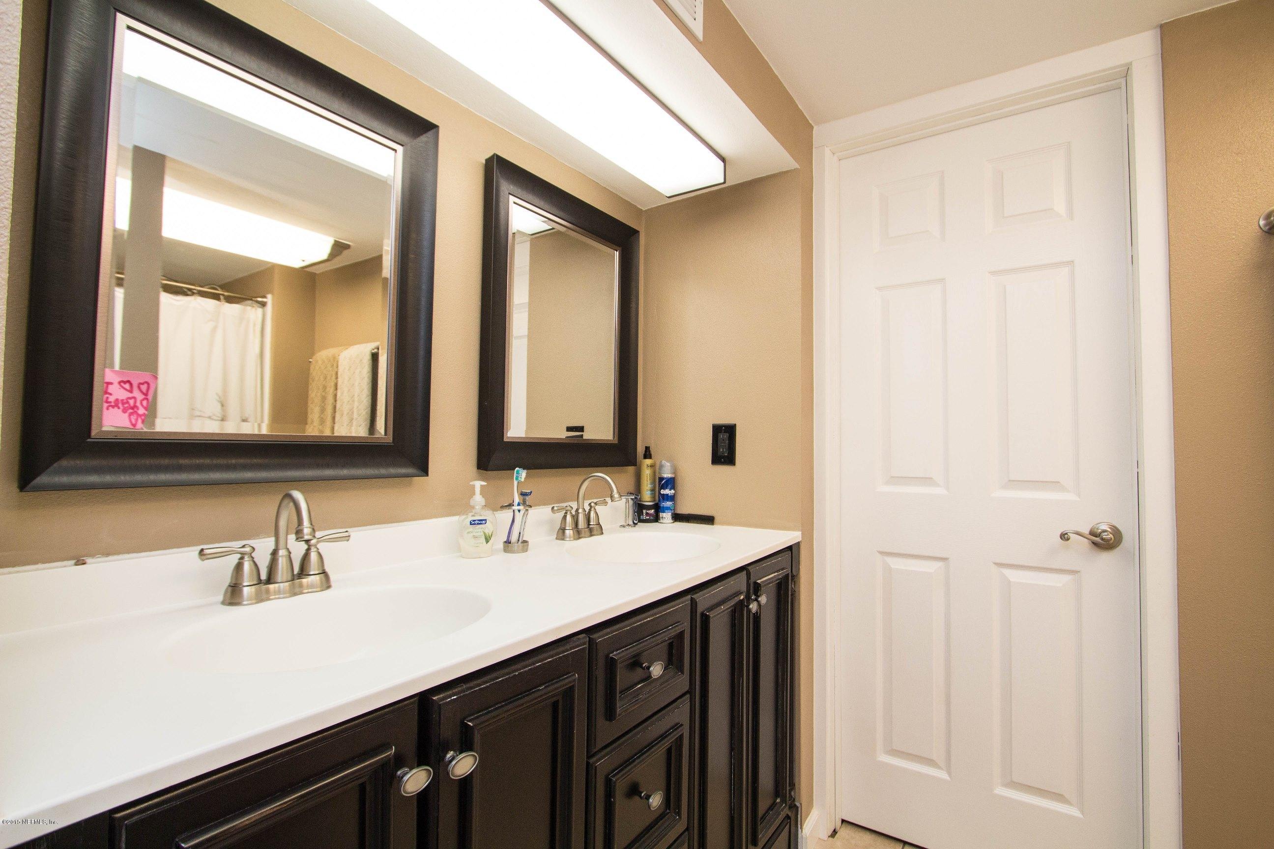 10238 Lake View Road West Jacksonville, FL 32225 - Photo 17 of 31 Master Bathroom