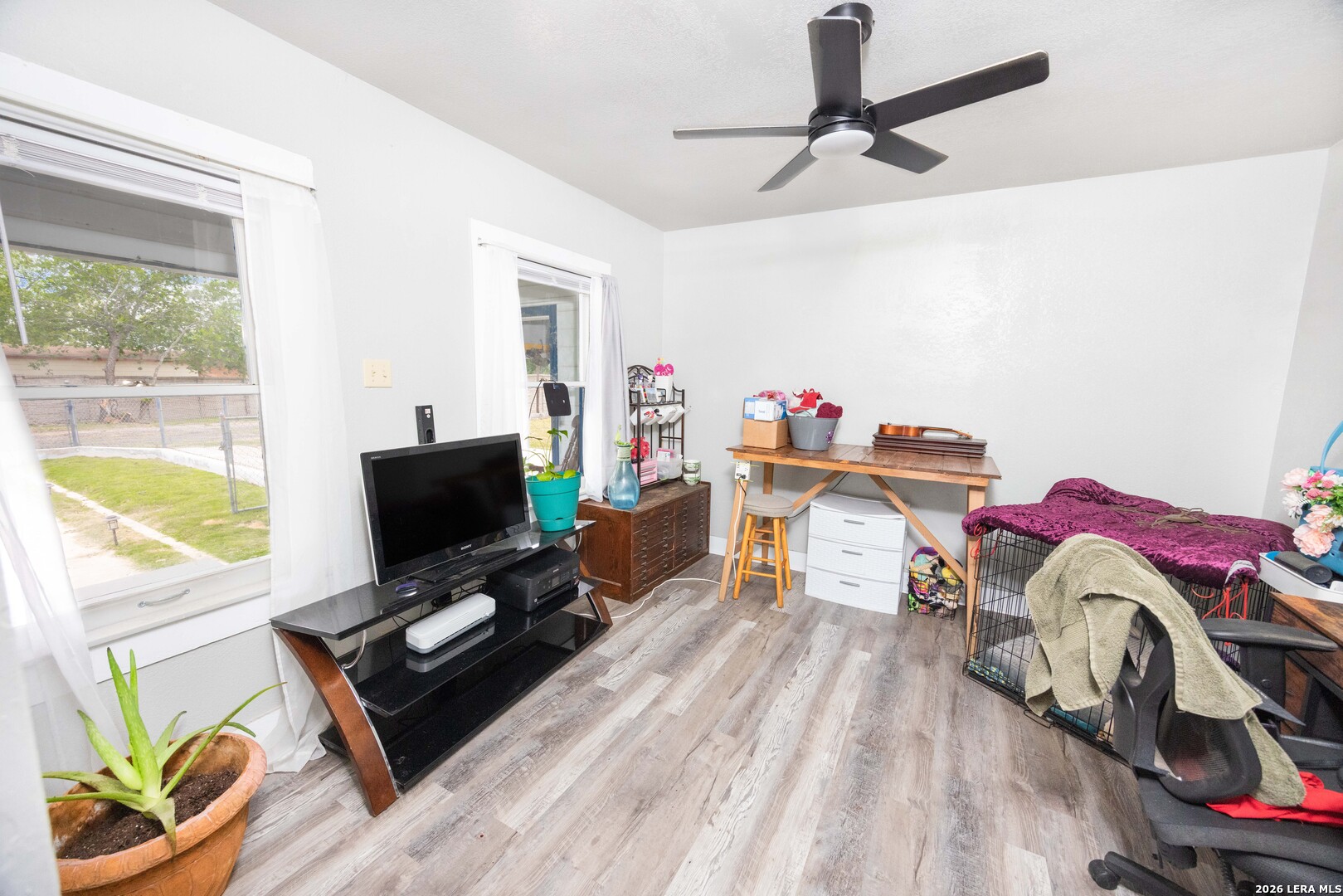 523 B Rossville Road Devine, TX 78016 - Photo 15 of 27