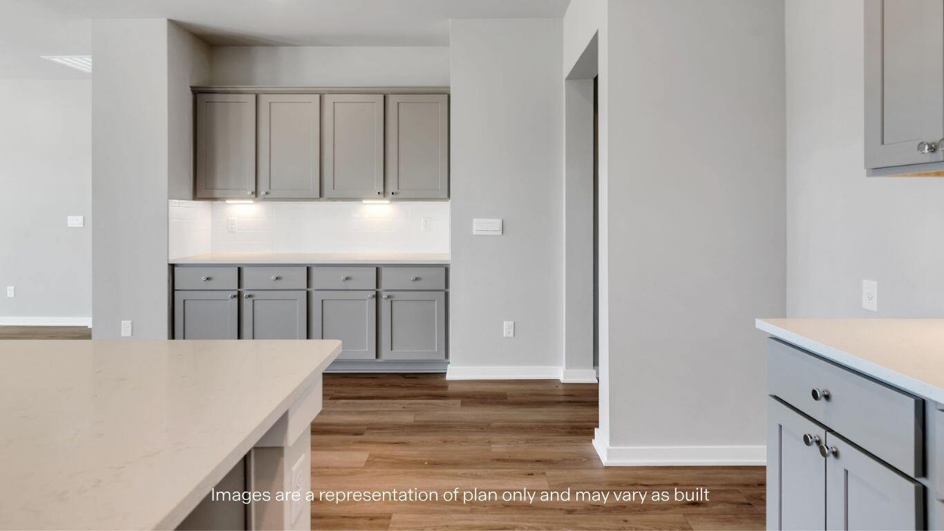 224 18th Street Wolfforth, TX 79382 - Photo 9 of 27 a view of kitchen with cabinets