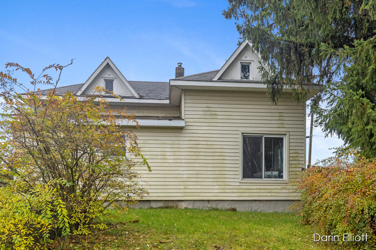 3653 McBride Road Northwest Stanton, MI 48888 - Photo 2 of 35 IMG_1000
