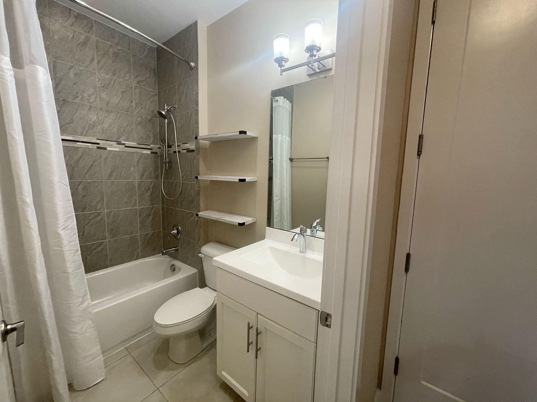 9639 Eagle River Road Delray Beach, FL 33446 - Photo 16 of 23 8cebe28b-53df-42f2-905d-4a8aa694dc62