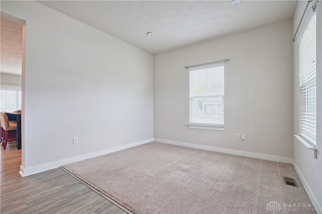 156 Ridgebrook Trail Xenia, OH 45385 - Photo 8 of 60