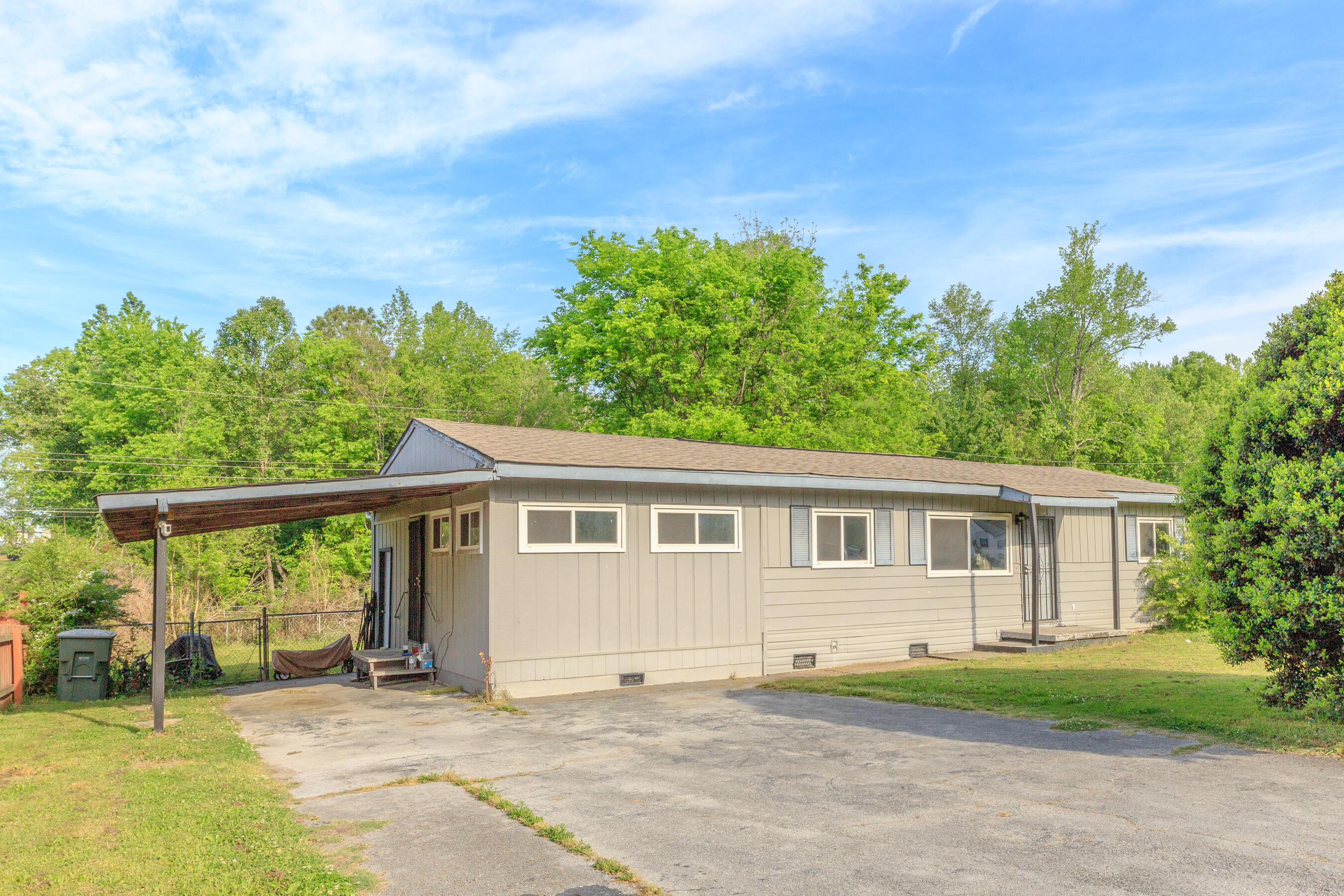 5007 Jarrett Road Chattanooga, TN 37416 - Photo 1 of 38 5007 Jarrett HD Exteriors-4