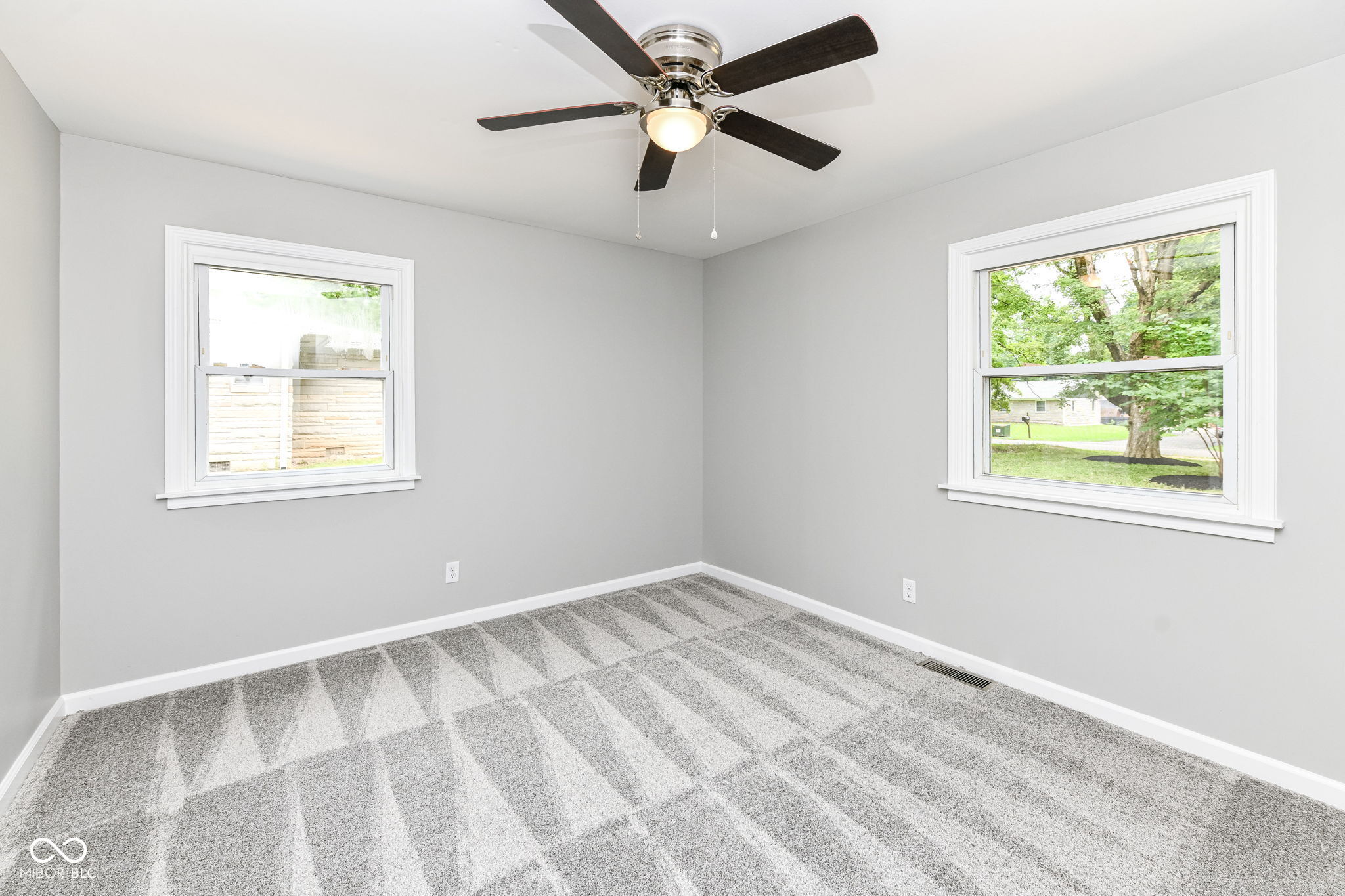 1532 Greer Dell Road Indianapolis, IN 46260 - Photo 26 of 38 Gallery Image 26