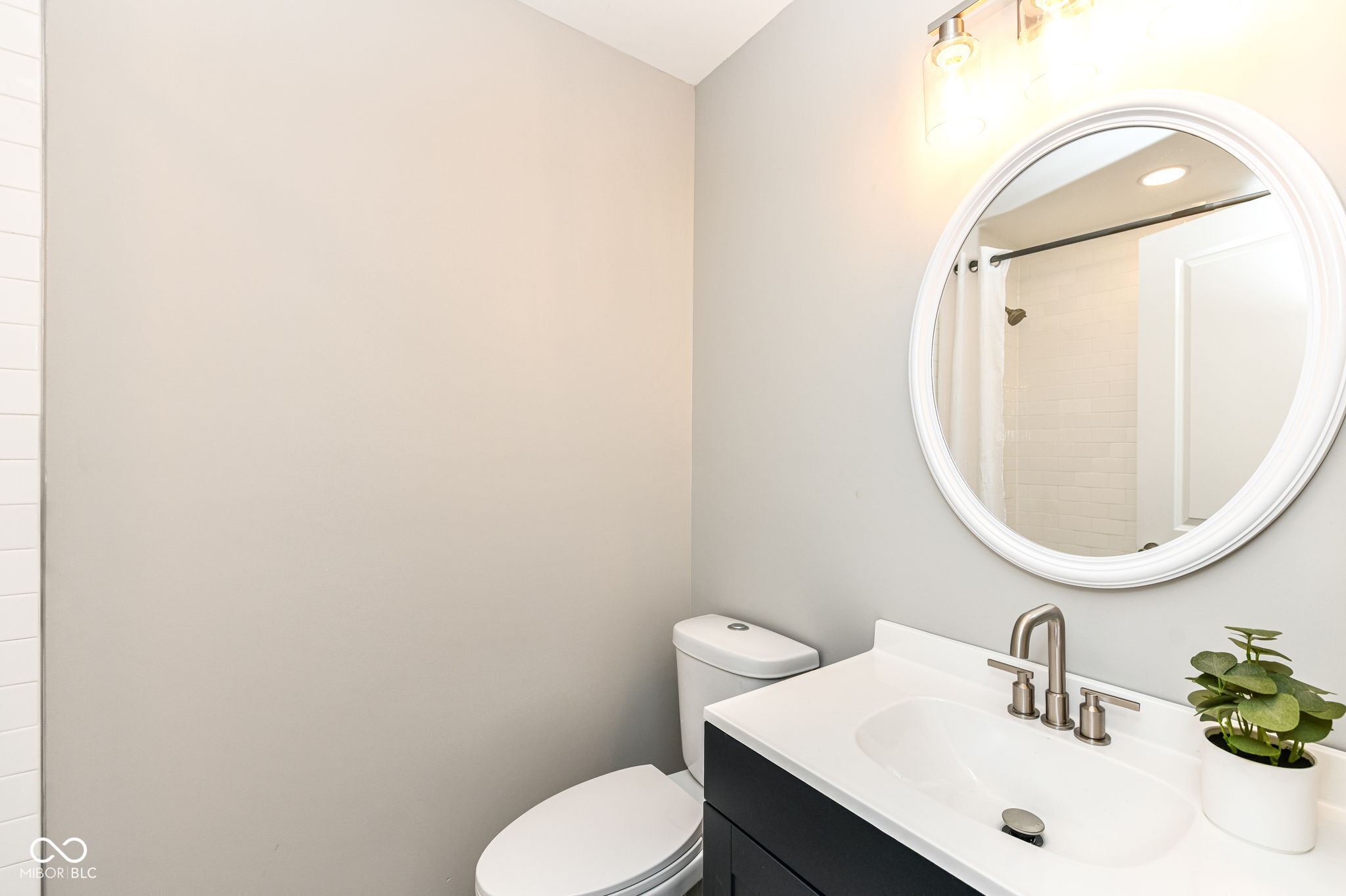 1532 Greer Dell Road Indianapolis, IN 46260 - Photo 28 of 38 Gallery Image 28
