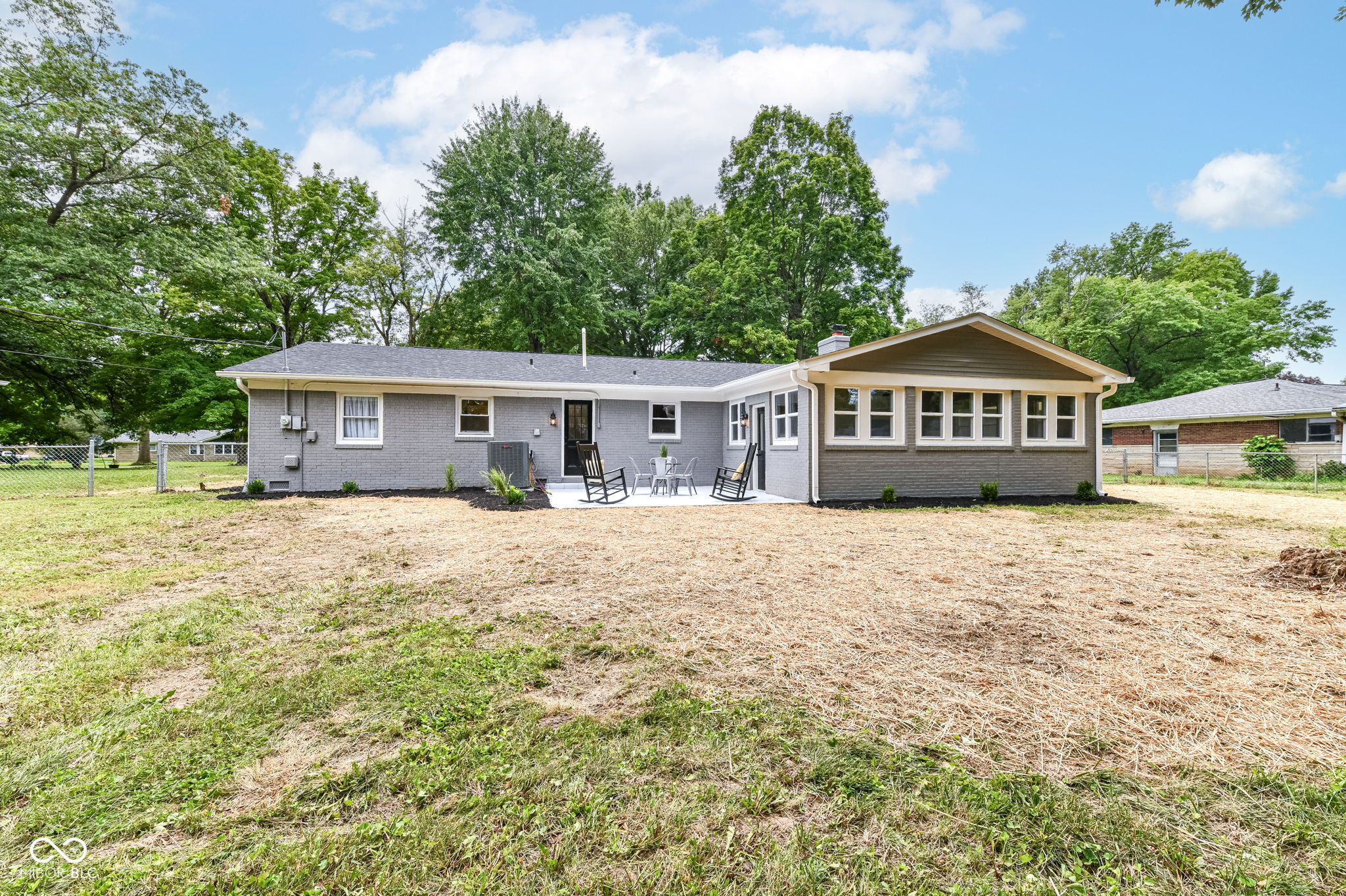 1532 Greer Dell Road Indianapolis, IN 46260 - Photo 38 of 38 Gallery Image 38