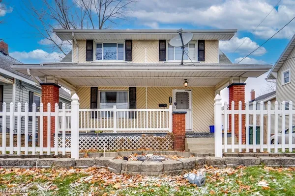 $104,900 | 3211 11th Street Southwest, Canton, OH 44710