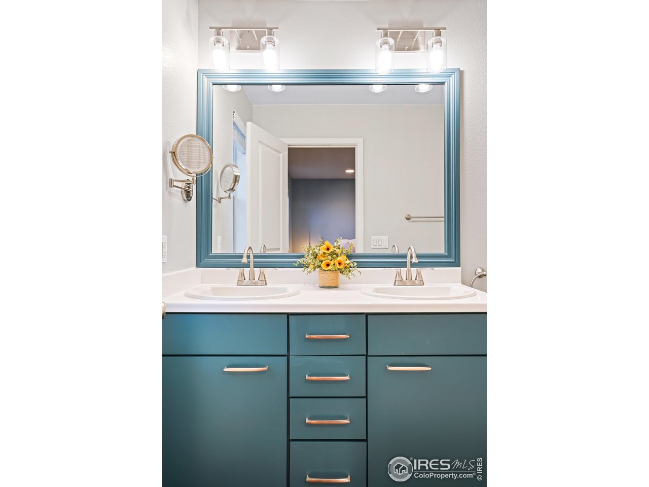 8477 Redpoint Way Broomfield, CO 80021 - Photo 21 of 23