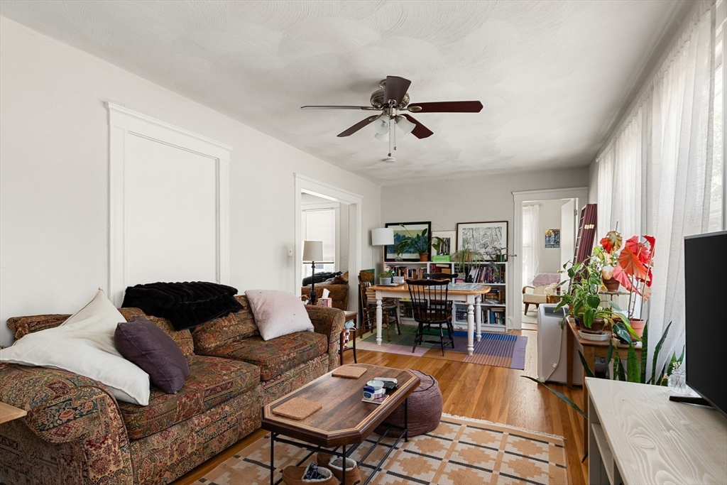 33 Kimball Road Watertown, MA 02472 - Photo 4 of 36 Gallery Image 4