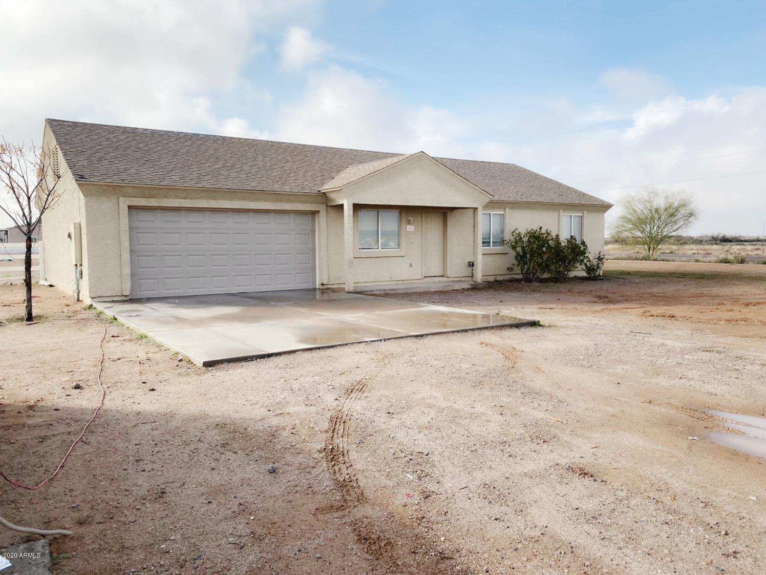 3281 East Batten Road Eloy, AZ 85131 - Photo 2 of 16 IMG_4591