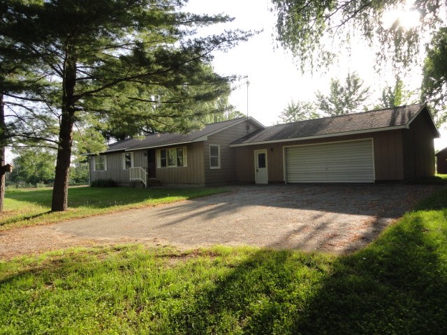 1731 South Shepherd Road Mount Pleasant, MI 48858 - Photo 20 of 29 1818150-19.JPG