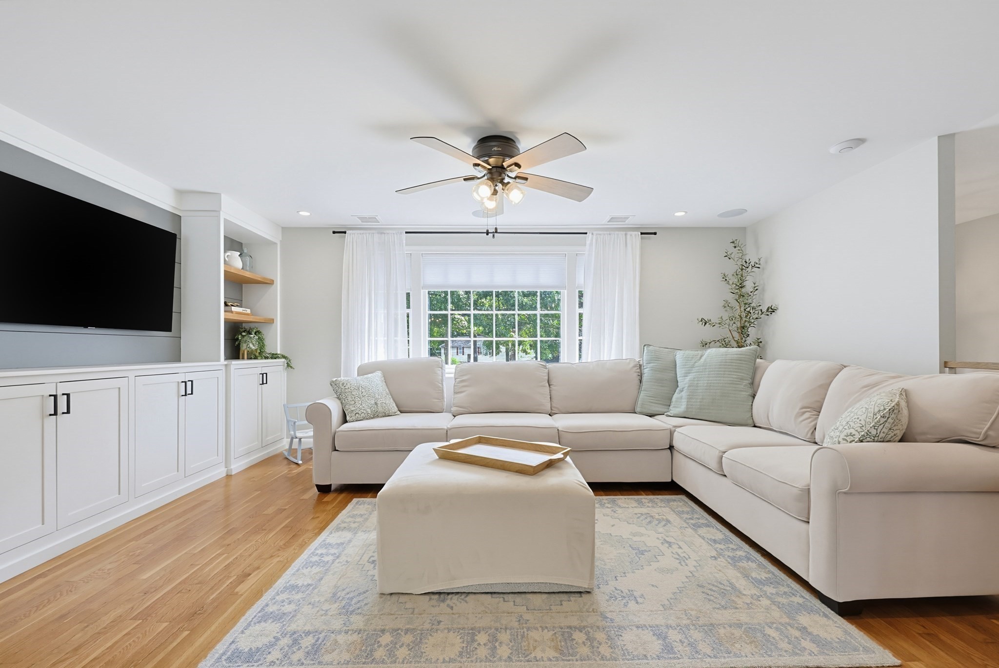 10 Howe Circle Randolph, MA 02368 - Photo 11 of 42 Gallery Image 11