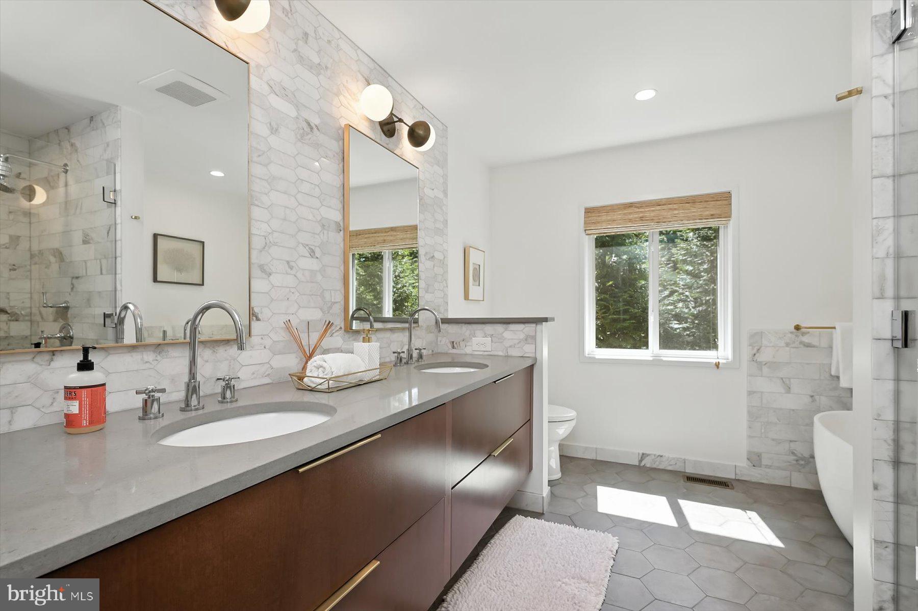 8216 Fenway Road Bethesda, MD 20817 - Photo 22 of 65