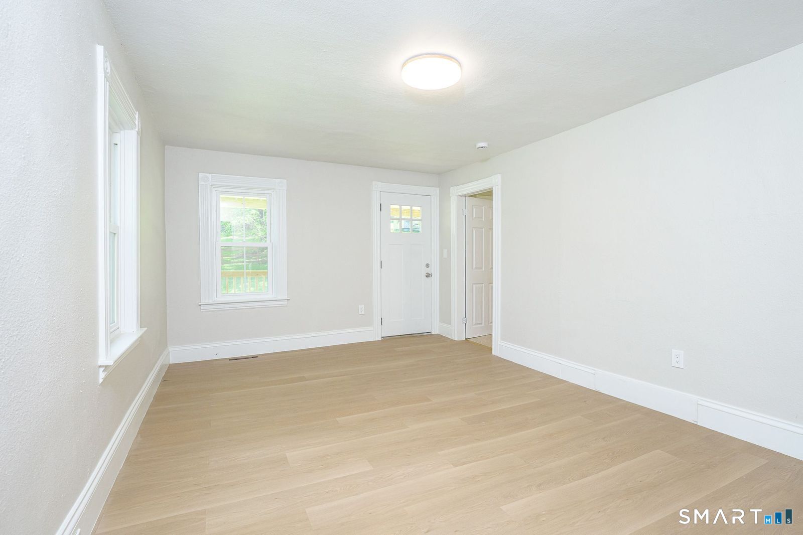193 East Franklin Street Killingly, CT 06239 - Photo 23 of 30