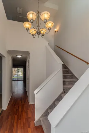 $2,350 | 99 Boniface Drive, Unit 1C, Pine Bush, NY 12566