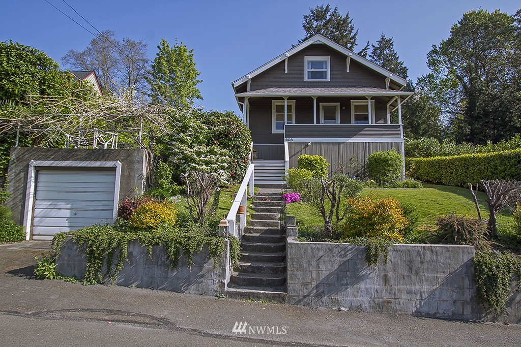 608 Southwest 3rd Place Renton, WA 98057 - Photo 1 of 17
