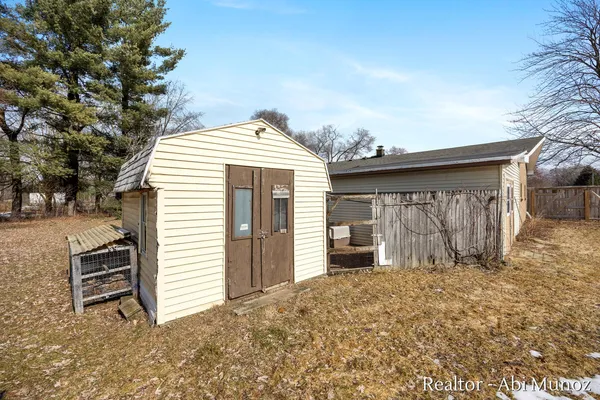 $340,000 | 9211 Alpine Avenue Northwest, Sparta, MI 49345