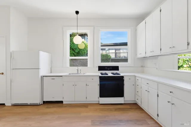 $2,495,000 | 69 Corte Madera Avenue, Corte Madera, CA 94925