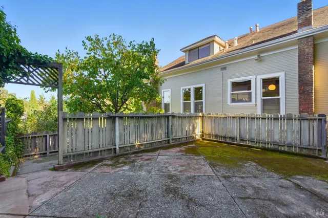 $2,495,000 | 69 Corte Madera Avenue, Corte Madera, CA 94925