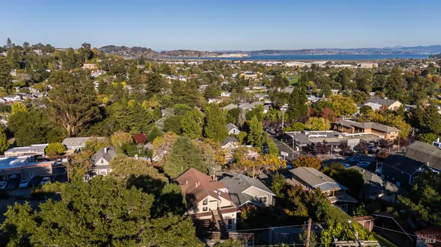 $2,495,000 | 69 Corte Madera Avenue, Corte Madera, CA 94925