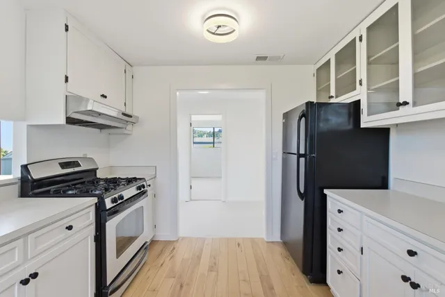 $2,495,000 | 69 Corte Madera Avenue, Corte Madera, CA 94925