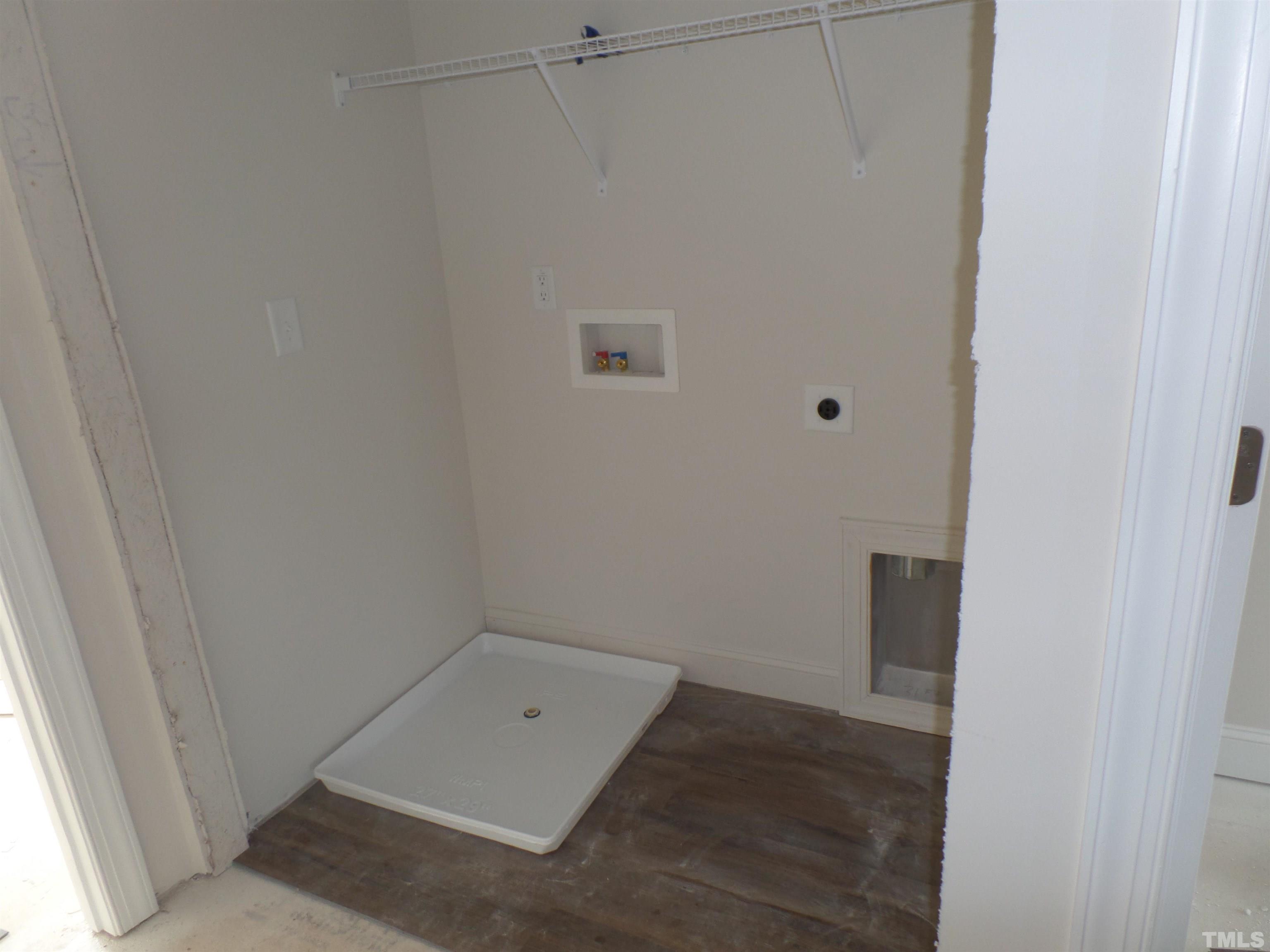6912 Point Bar Place Raleigh, NC 27616 - Photo 14 of 26 a view of a room