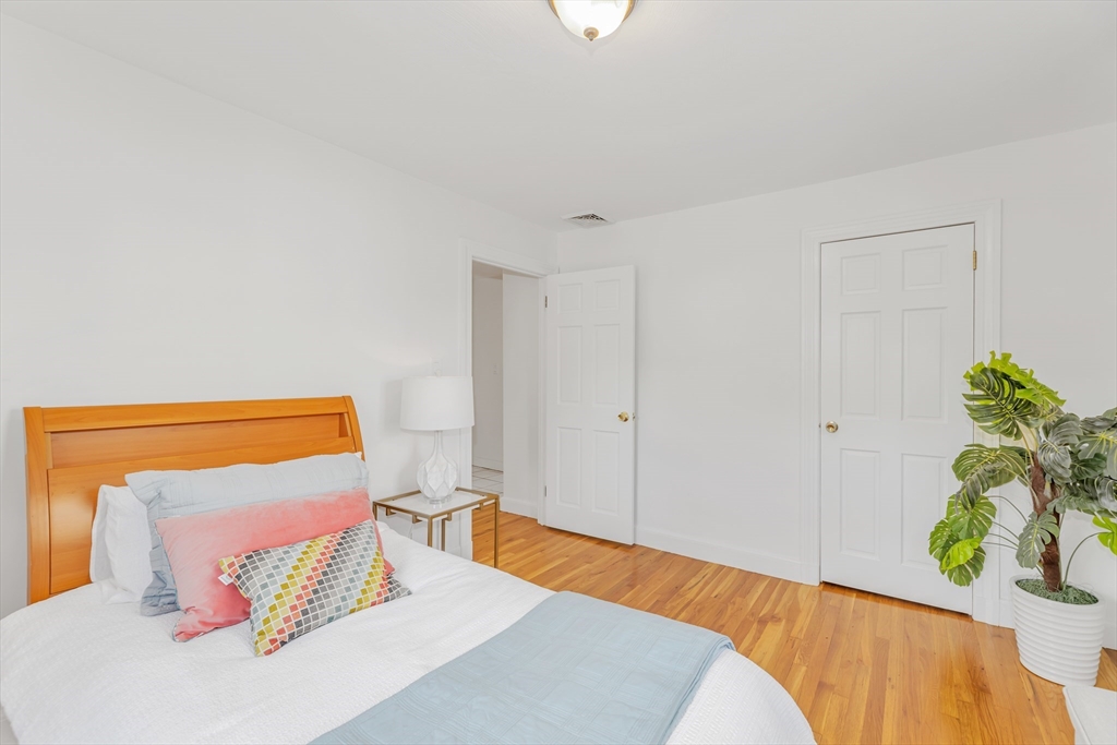 5 Spinney Street, Unit 2 Boston, MA 02132 - Photo 17 of 27