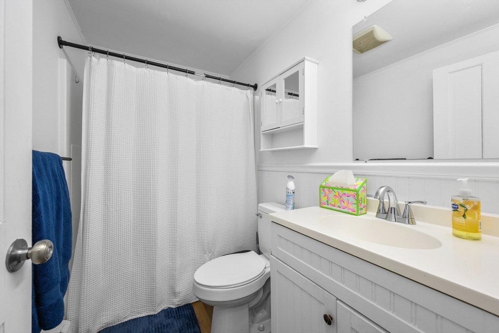 9 Woodville Way Wareham, MA 02571 - Photo 15 of 36