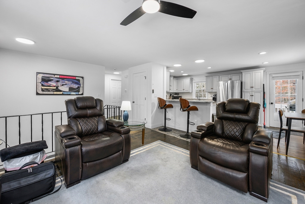 9 Woodville Way Wareham, MA 02571 - Photo 7 of 36