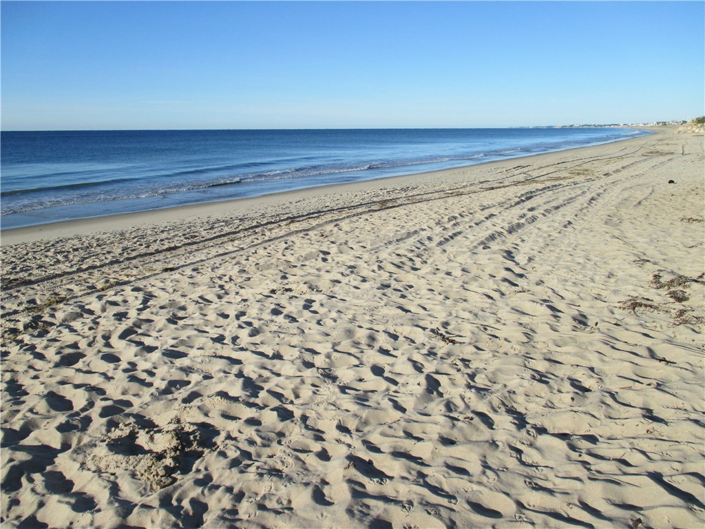54 Salt Pond Way Westerly, RI 02891 - Photo 11 of 12 Gallery Image 11