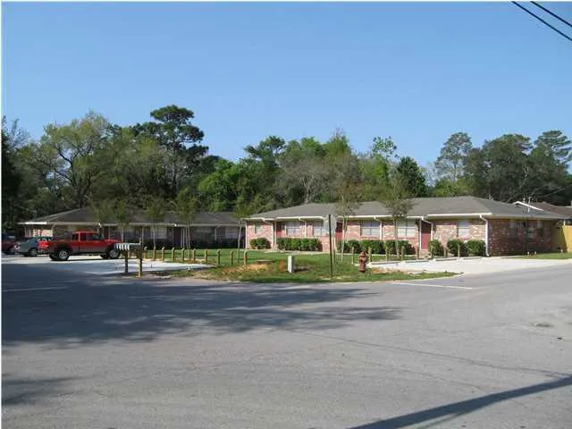 $1,350 | 545 Hickory Avenue, Unit C, Niceville, FL 32578
