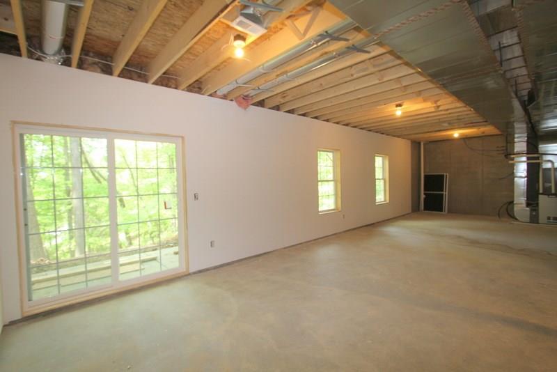 114 Congalton Road Pittsburgh, PA 15237 - Photo 17 of 22