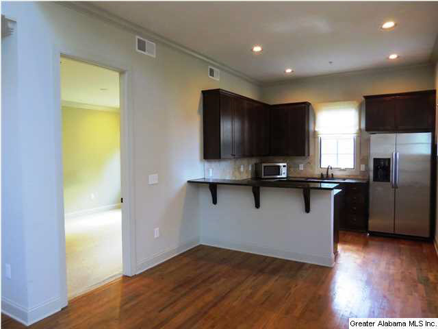 2081 Lancaster Road, Unit 2081 Birmingham, AL 35209 - Photo 4 of 17