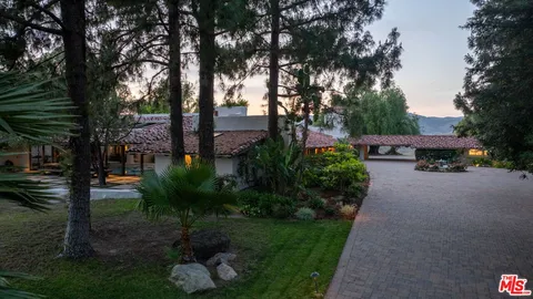 $6,495,000 | 28611 Bamfield Drive, Agoura Hills, CA 91301