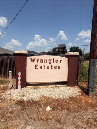 $55,000 | 406 North Wrangler Street, Franklin, TX 77856