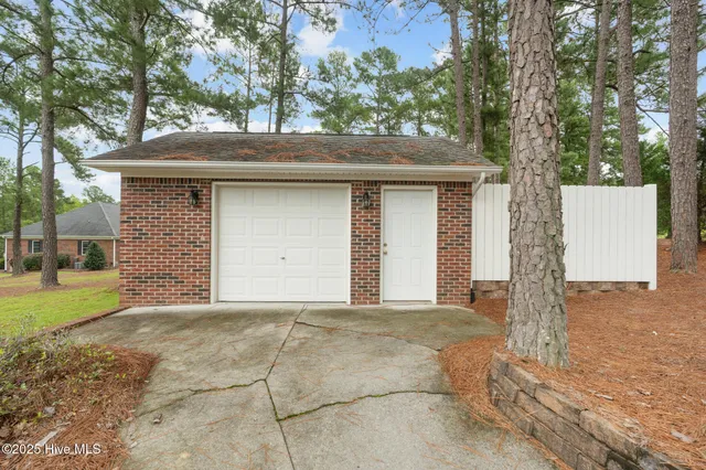 $525,000 | 144 Lake Point Drive, Rockingham, NC 28379