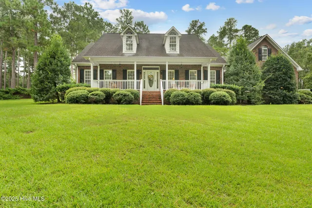 $525,000 | 144 Lake Point Drive, Rockingham, NC 28379