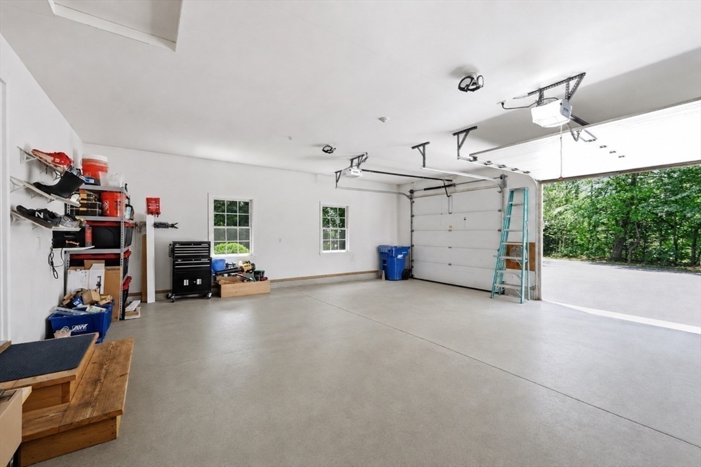 106 Valley Road Southampton, MA 01073 - Photo 11 of 42 Gallery Image 11