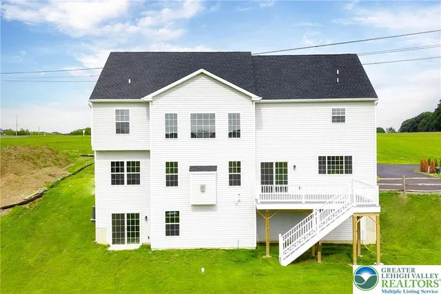 $859,900 | 4450 Maple Street, Unit 2, Schnecksville, PA 18078