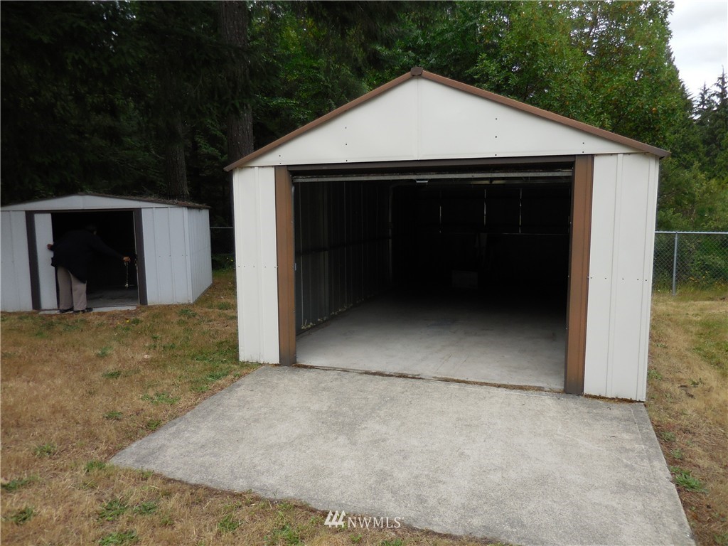 1612 Southwest Old Clifton Road Port Orchard, WA 98367 - Photo 14 of 25 Gallery Image 14