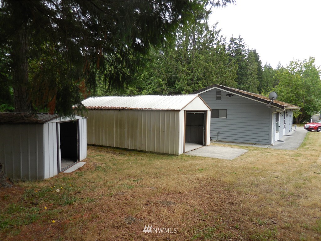 1612 Southwest Old Clifton Road Port Orchard, WA 98367 - Photo 15 of 25 Gallery Image 15