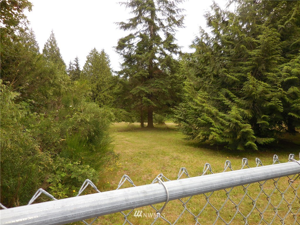 1612 Southwest Old Clifton Road Port Orchard, WA 98367 - Photo 16 of 25 Gallery Image 16